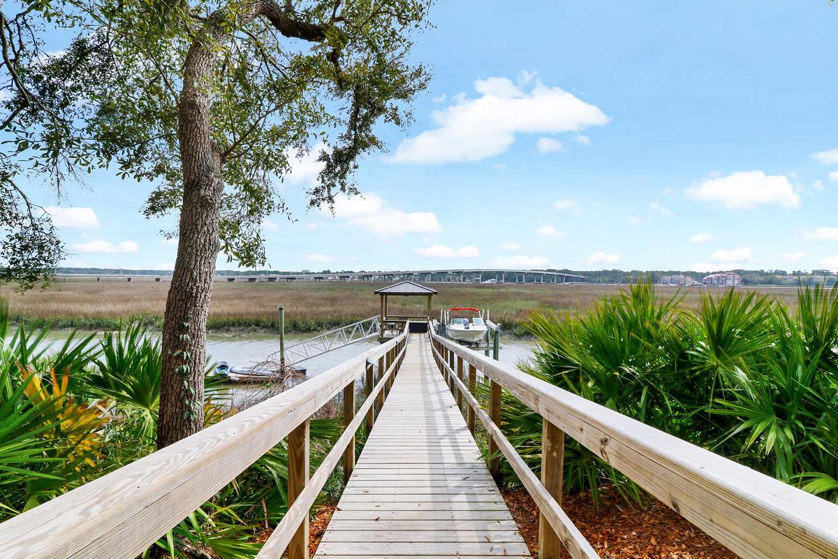 INCREDIBLE WATERFRONT ESTATE WITH DOCK ON HILTON HEAD ISLAND South Carolina Luxury Homes