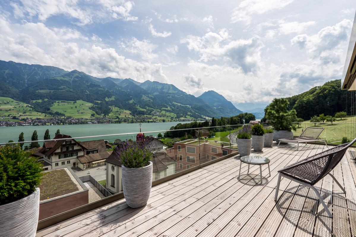 HOLIDAY FEELING OVER THE LAKE Switzerland Luxury Homes Mansions For