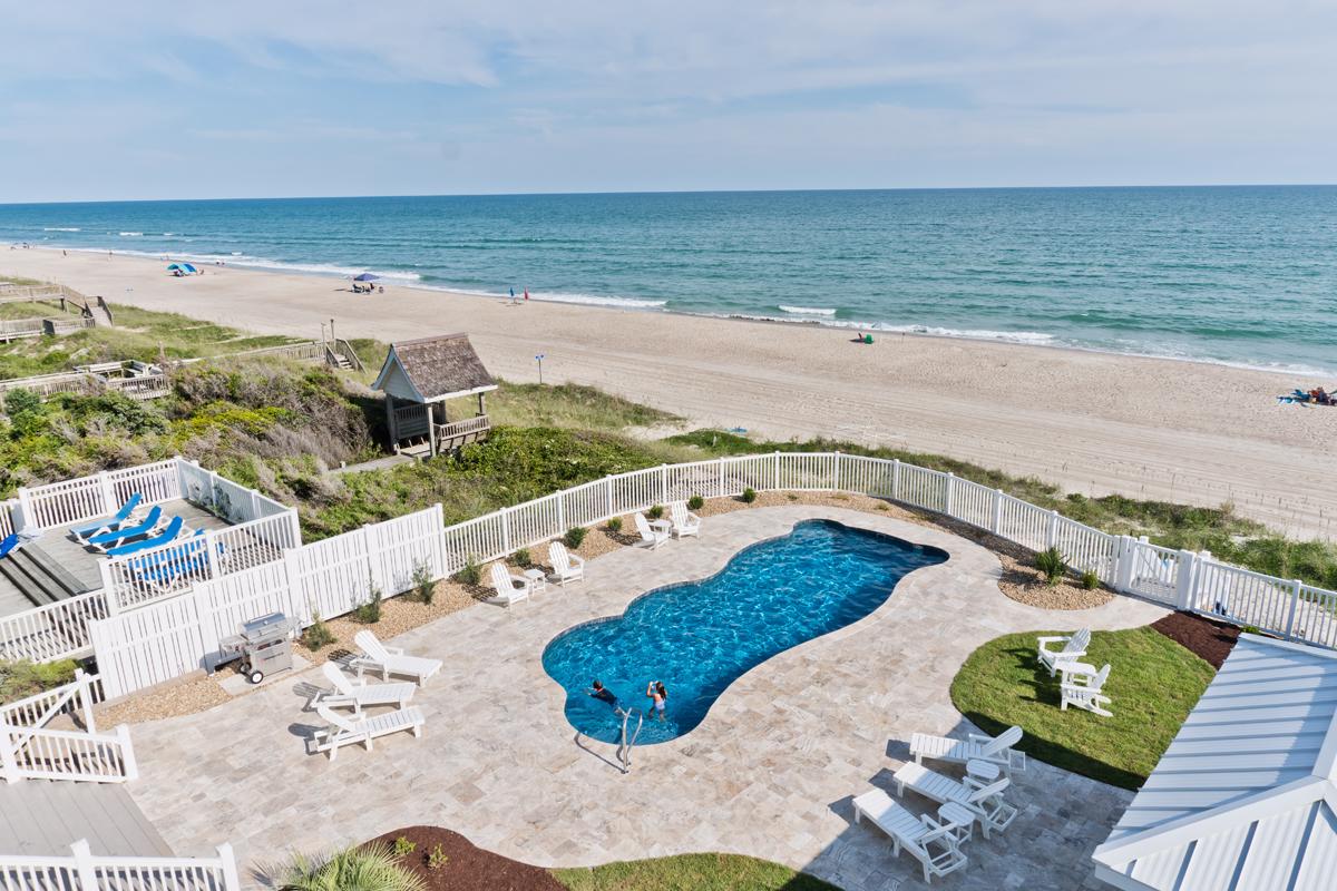 A RARE FIND ON BOGUE BANKS North Carolina Luxury Homes Mansions For