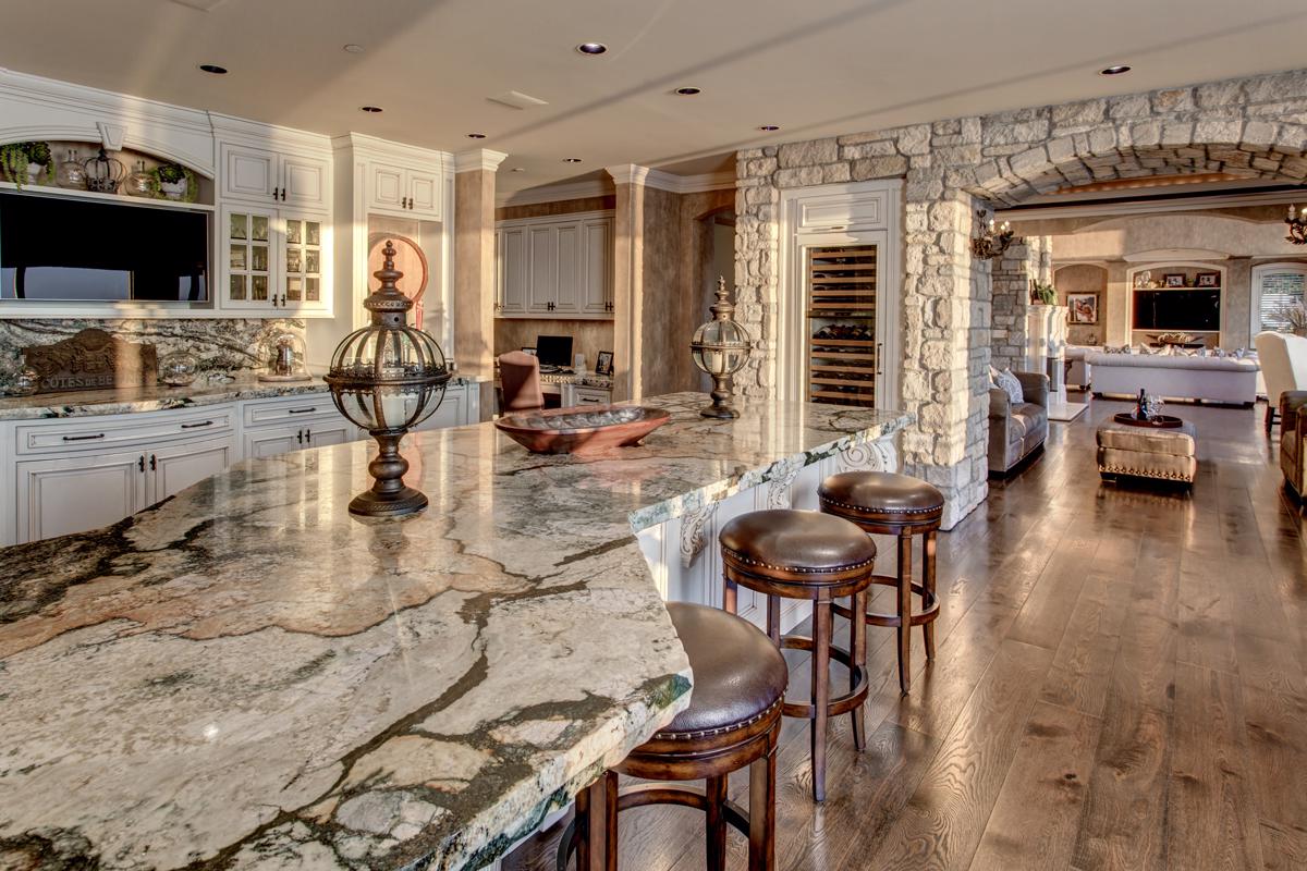 WATERFRONT ESTATE IN MEDINA WASHINGTON Washington Luxury Homes