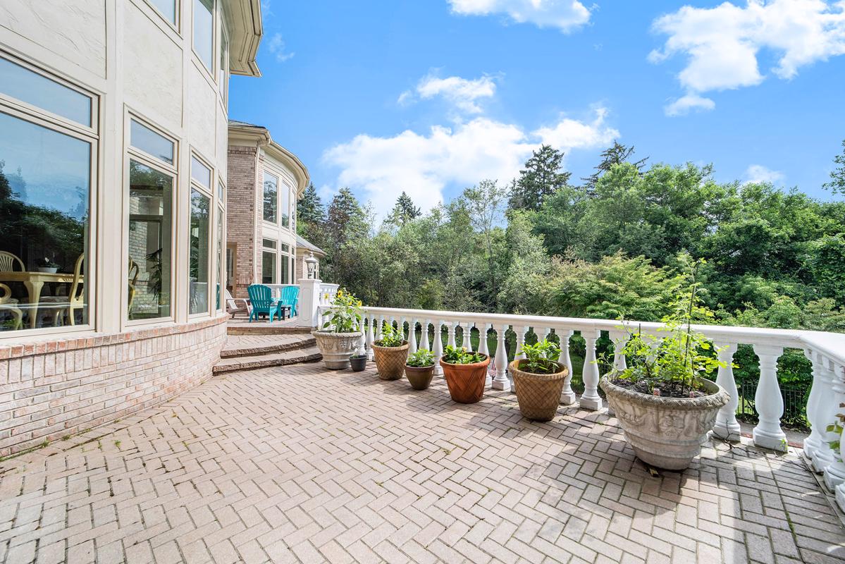 BLOOMFIELD HILLS BEAUTY Michigan Luxury Homes Mansions For Sale