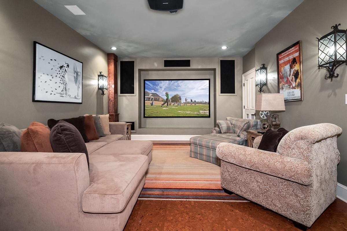 EXTRAORDINARY HOME IS EPITOME OF SAVANNAH RIVER Luxury Homes