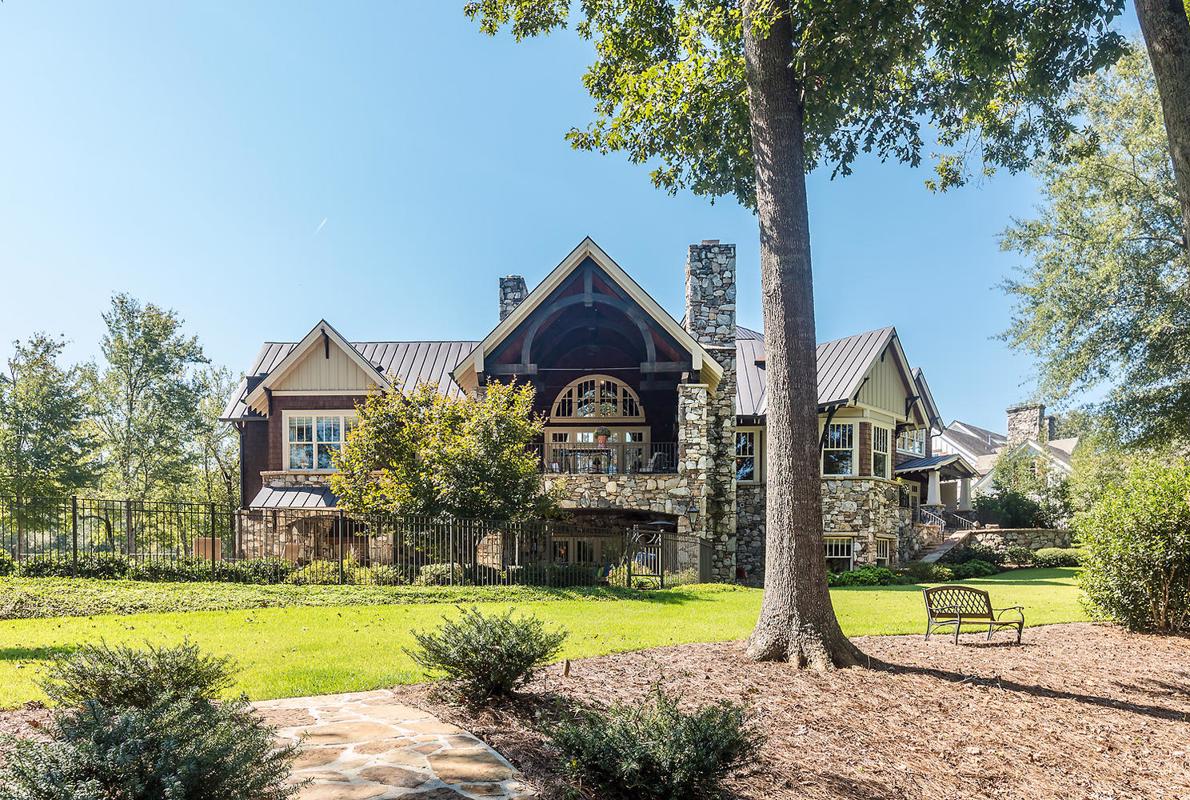 EXTRAORDINARY HOME IS EPITOME OF SAVANNAH RIVER Luxury Homes