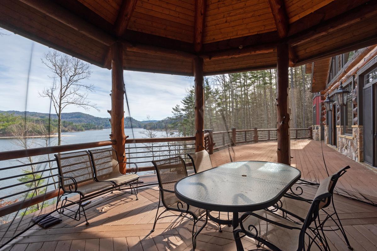 LAKEFRONT LODGE North Carolina Luxury Homes Mansions For Sale