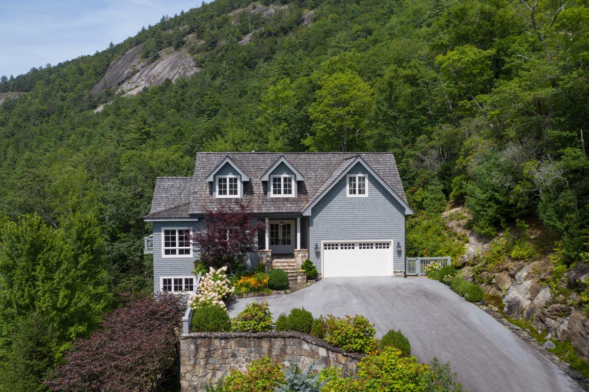 PRIVATE WADE HAMPTON GETAWAY North Carolina Luxury Homes Mansions