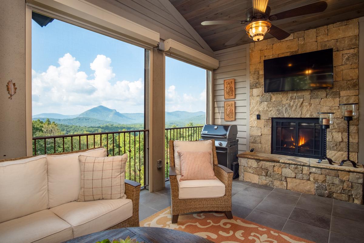 LUXURIOUS MOUNTAIN CONDO WITH STUNNING VIEWS North Carolina Luxury Homes Mansions For Sale