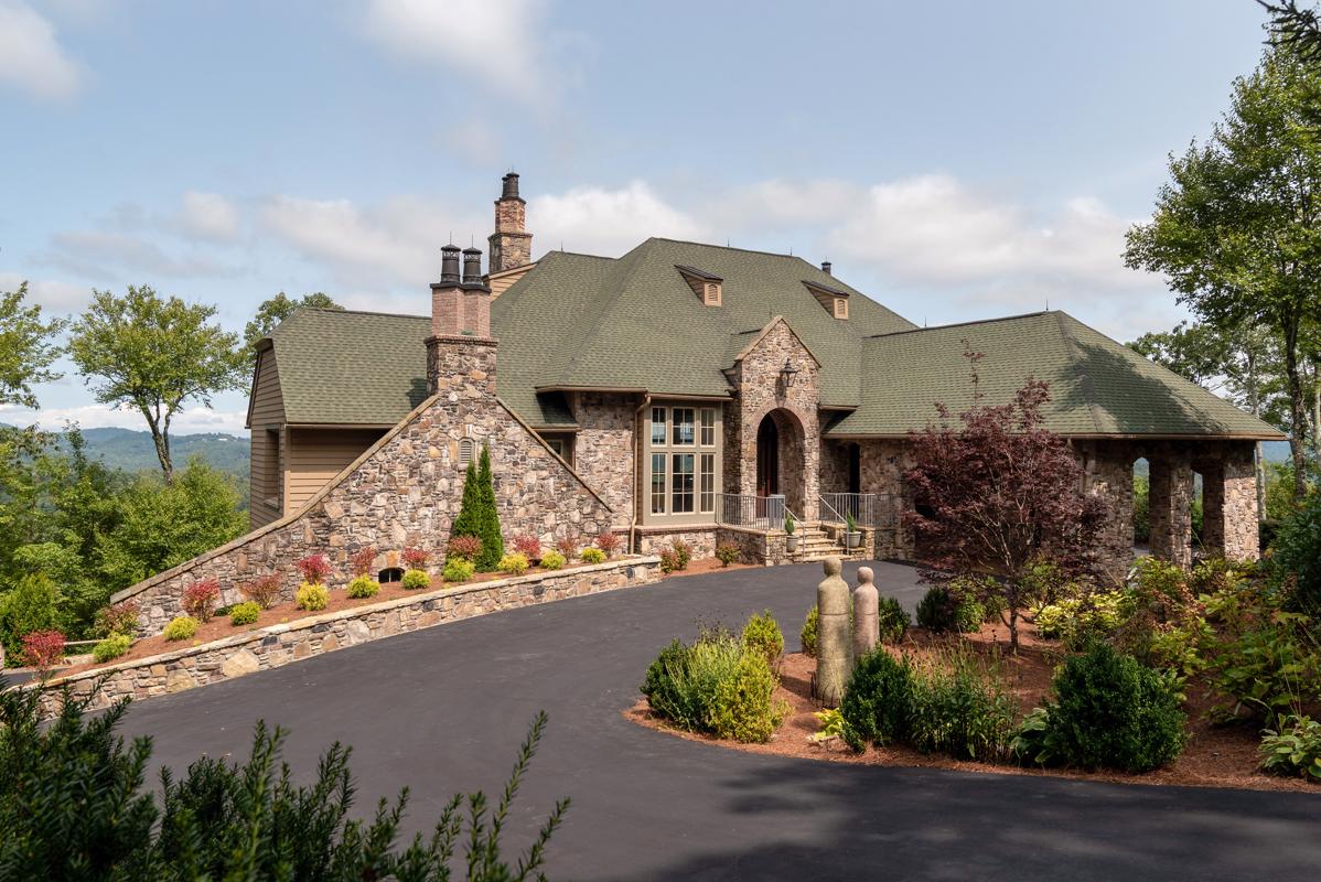 HIGHLANDS COVE LUXURY HOME