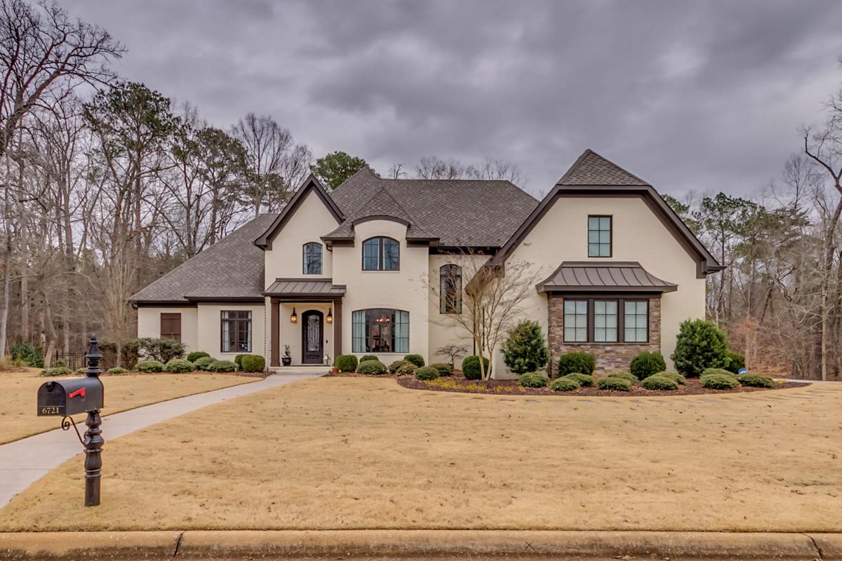 Custom Home In Prestigious Crown Pointe Alabama Luxury Homes Mansions For Sale Luxury Portfolio