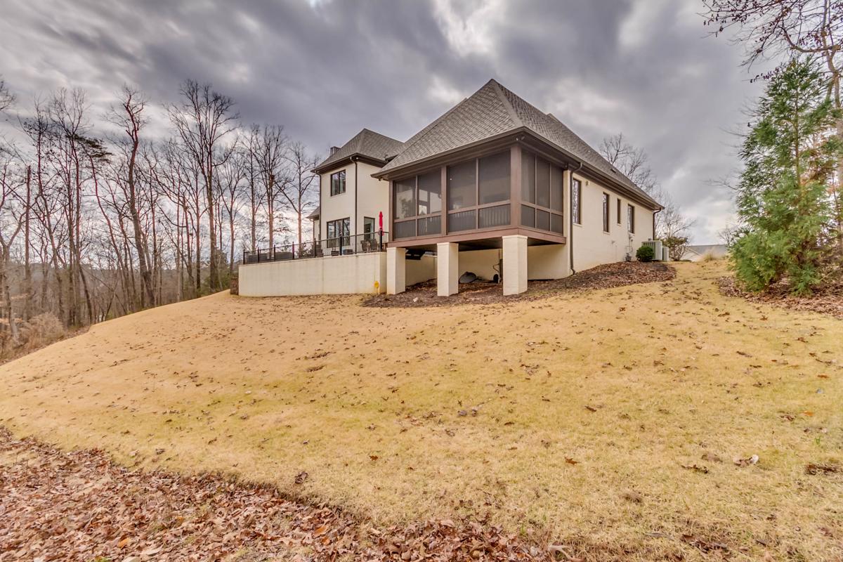 Custom Home In Prestigious Crown Pointe Alabama Luxury Homes Mansions For Sale Luxury Portfolio