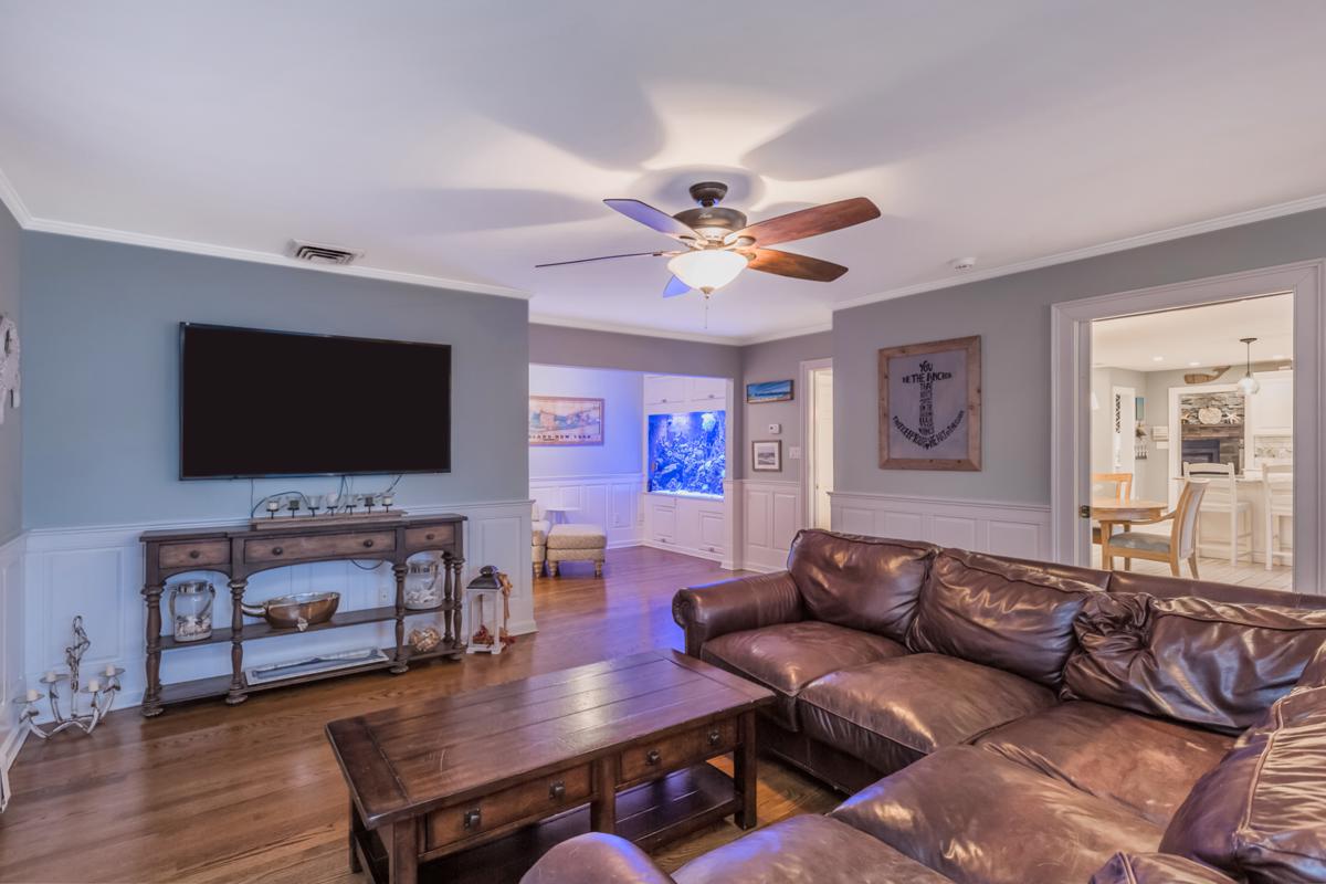 WATERFRONT ON WILLETTS POINT New York Luxury Homes Mansions For