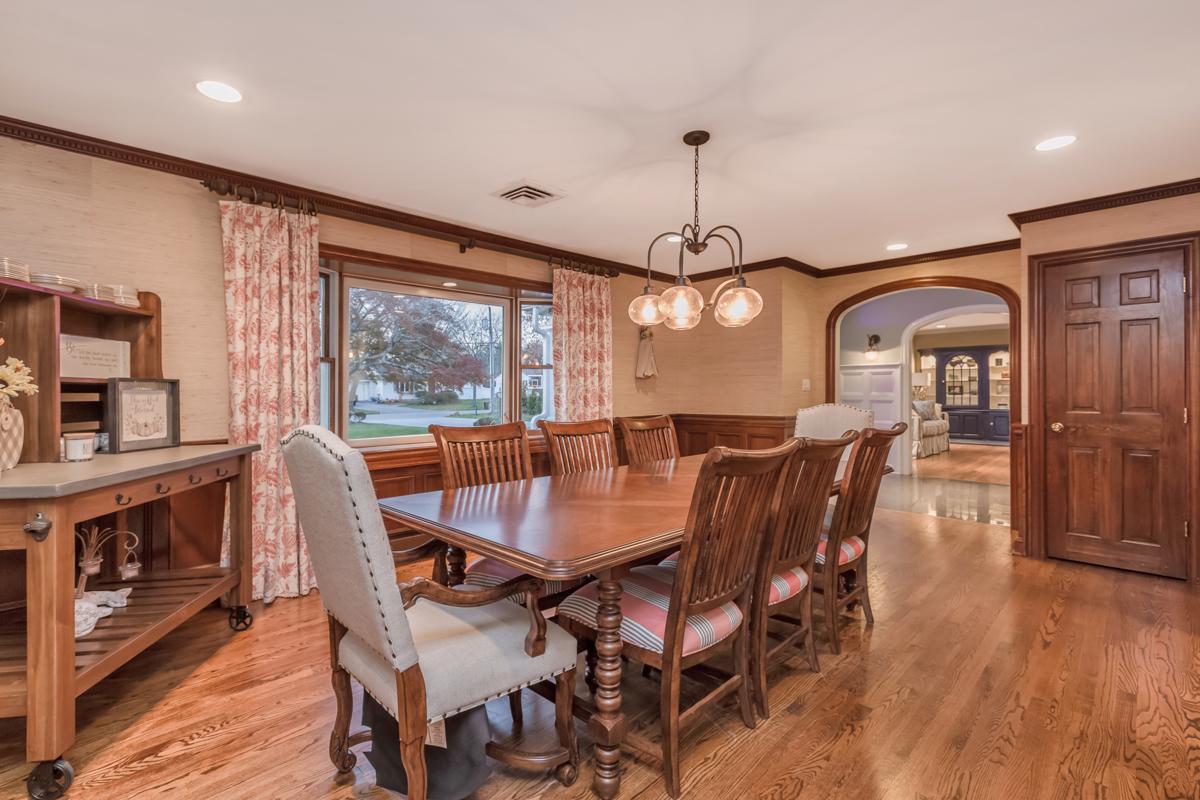 WATERFRONT ON WILLETTS POINT New York Luxury Homes Mansions For