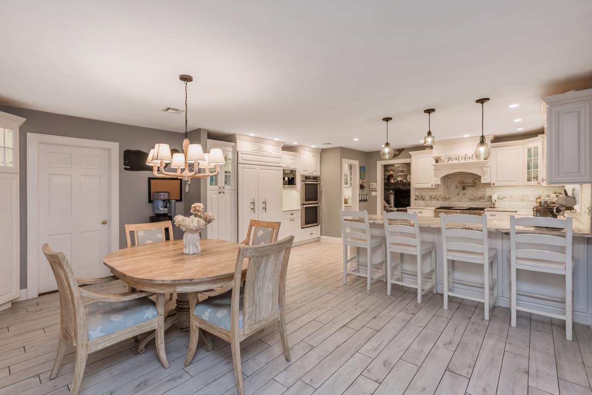 WATERFRONT ON WILLETTS POINT New York Luxury Homes Mansions For