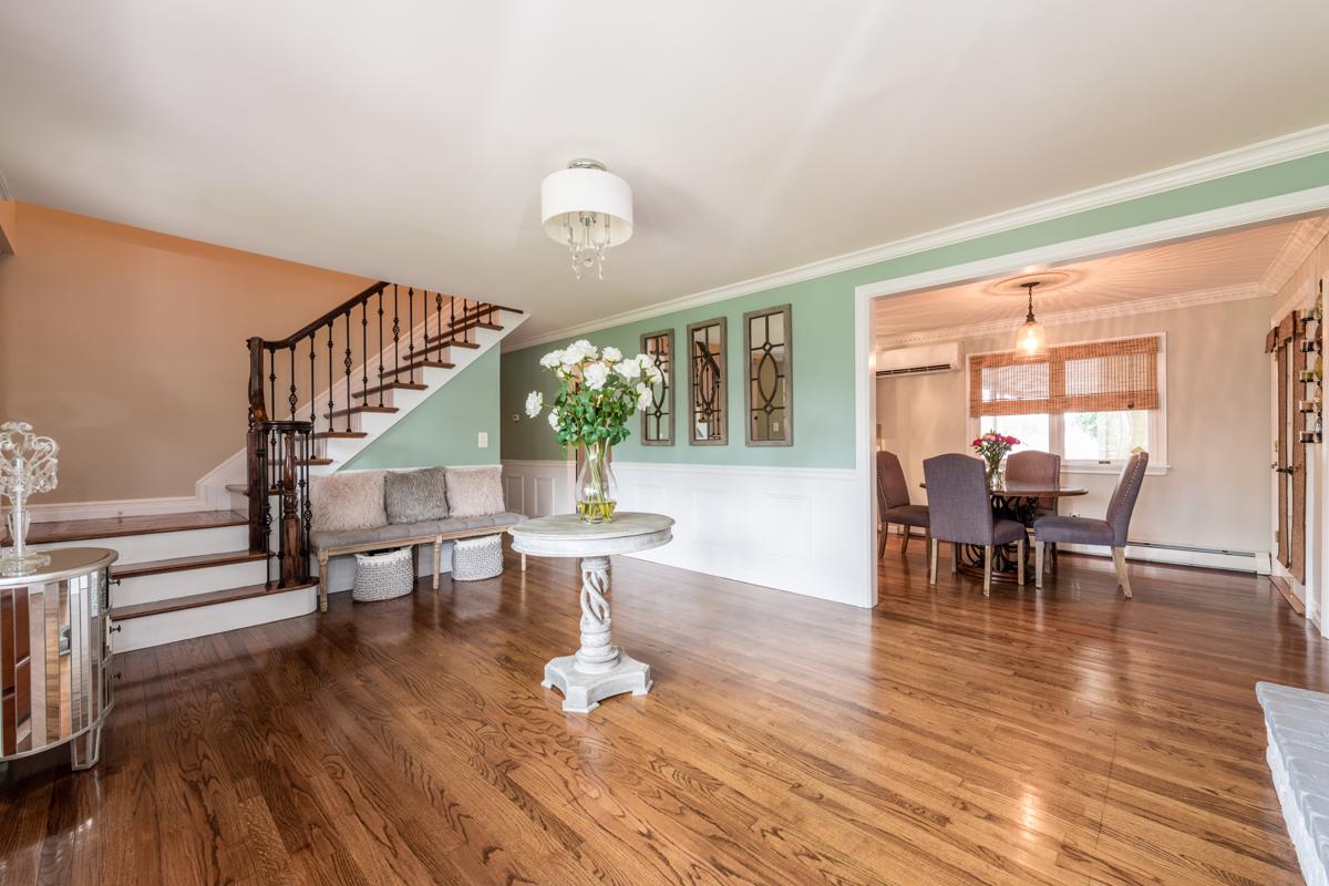 WATERFRONT ESTATE IN SOUTH BAY SHORE New York Luxury Homes Mansions For Sale Luxury Portfolio