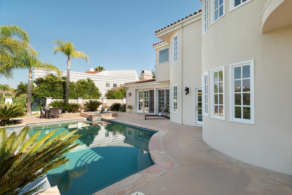 ELEGANT DESIGNER HOME AT CALABASAS PARK ESTATES California Luxury Homes Mansions For Sale