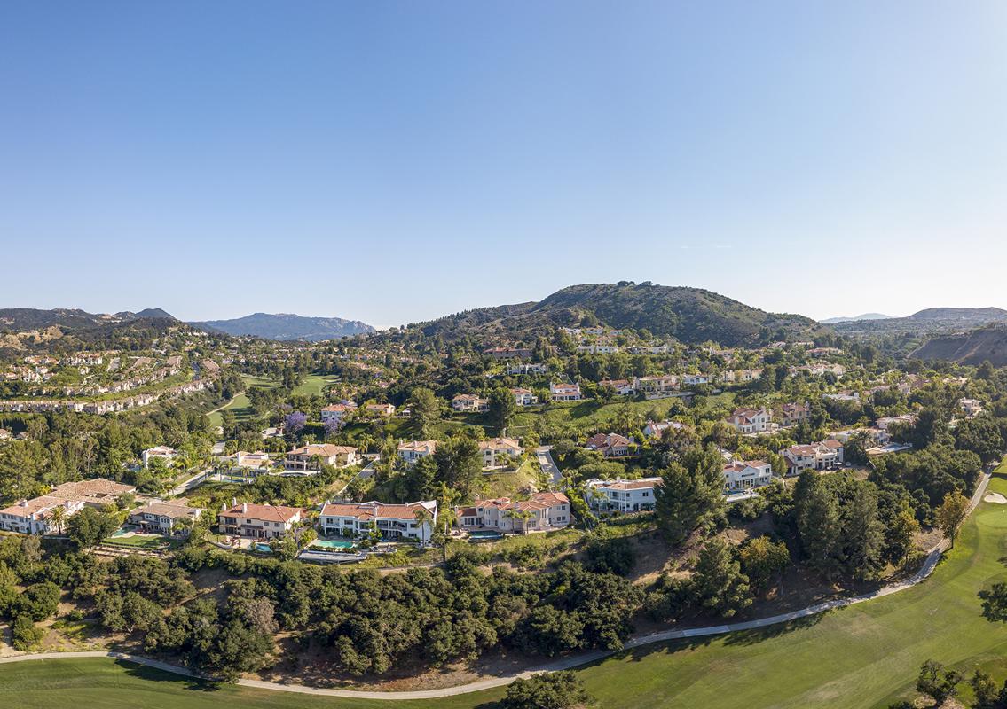 ELEGANT DESIGNER HOME AT CALABASAS PARK ESTATES California Luxury Homes Mansions For Sale