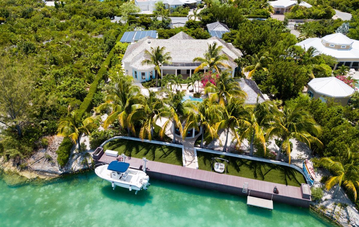 LEEWARD LUXURY VILLA Turks and Caicos Islands Luxury Homes Mansions