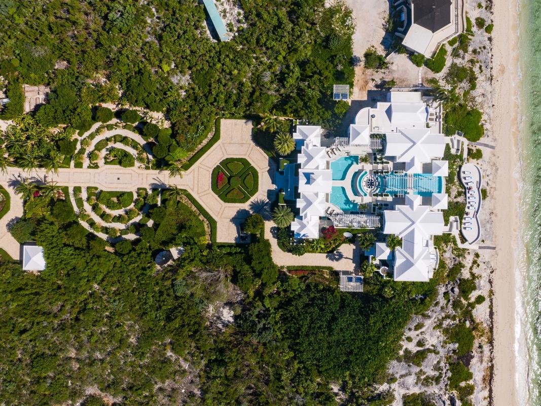 MANDALAY VILLA LONG BAY BEACH Turks and Caicos Islands Luxury Homes