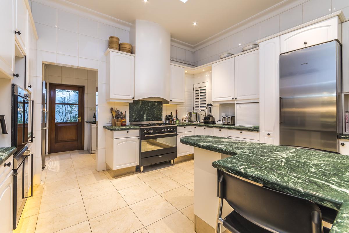 Mansions 阿索尔关闭