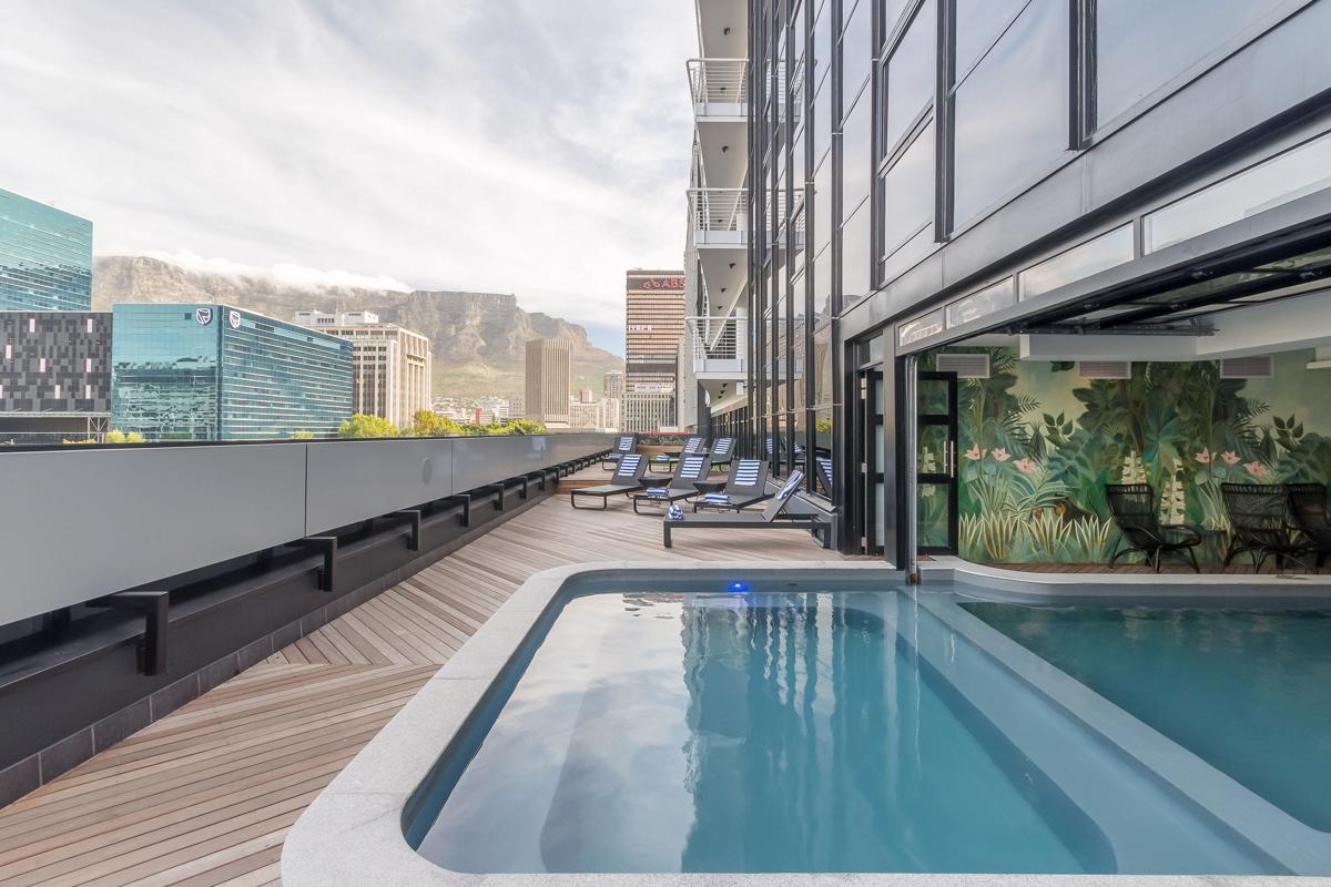 华美角顶层公寓 luxury properties