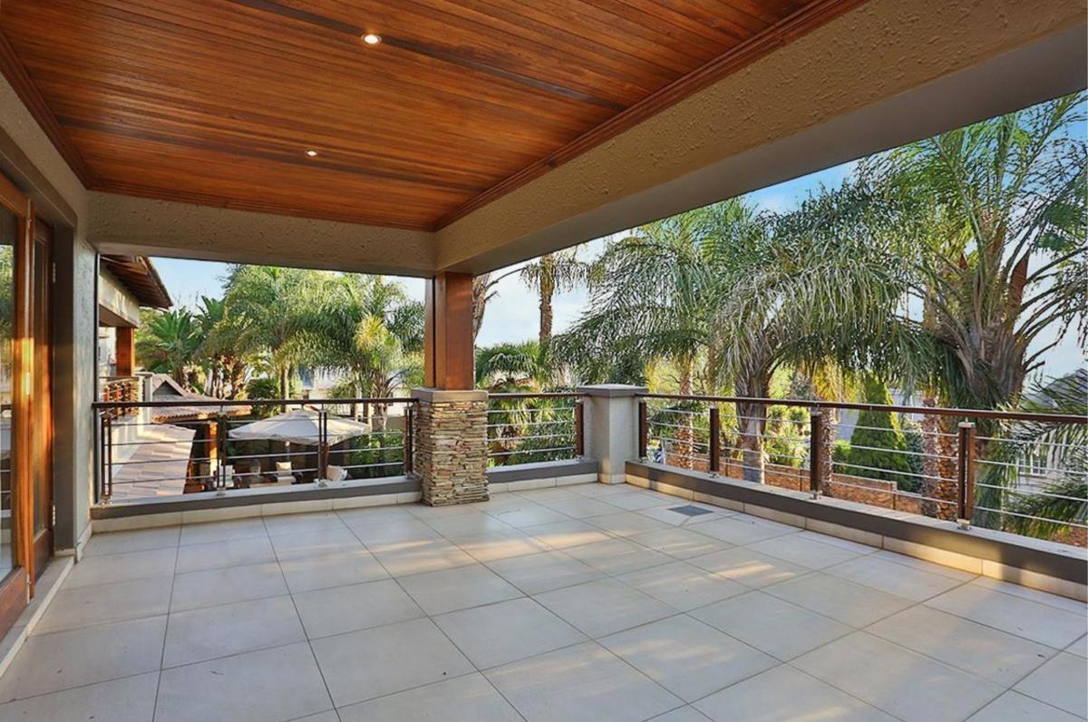 Luxury homes in 行政港 