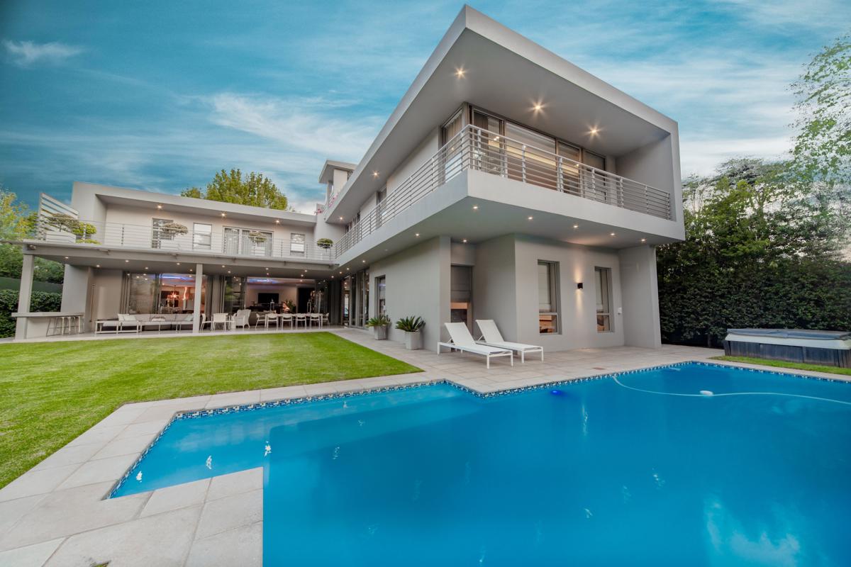 MASTERPIECE IN DUNKELD