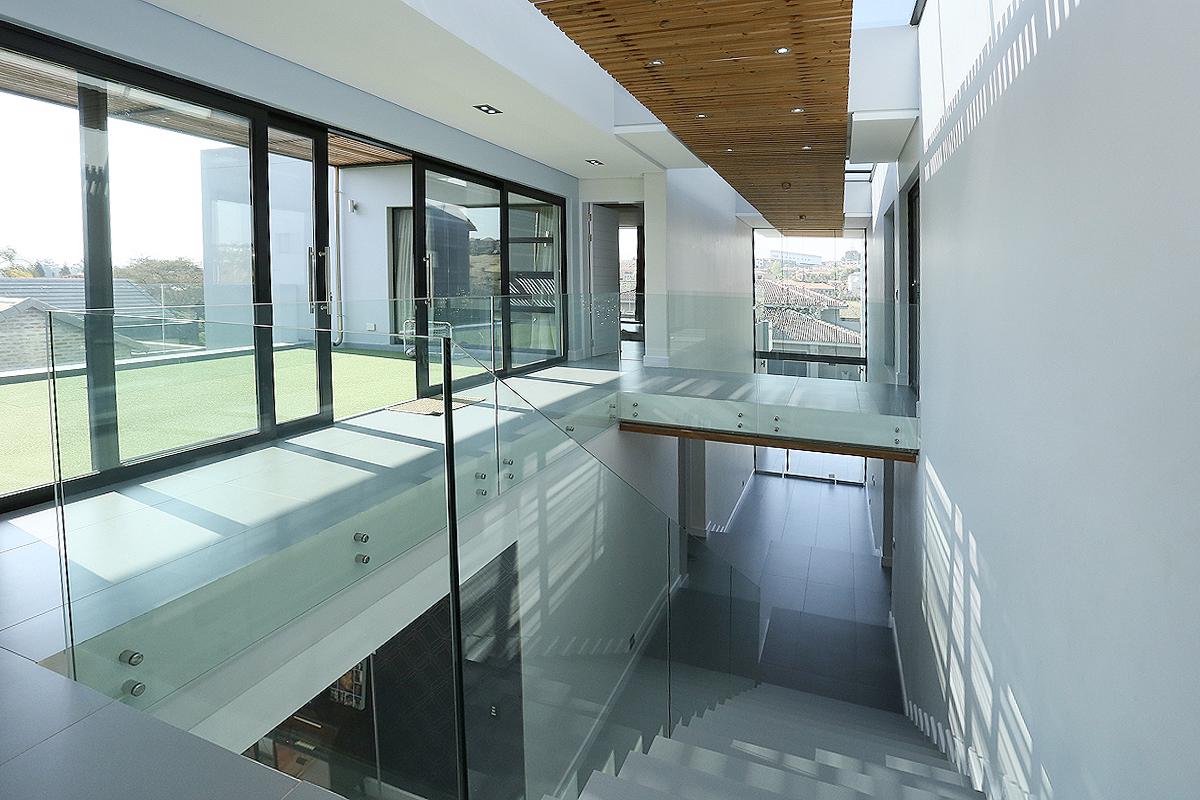 Luxury properties 当代建筑设计