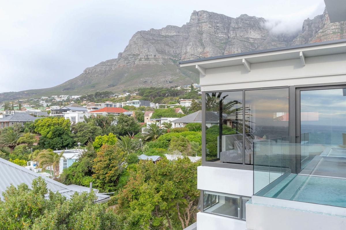 Luxury homes 在天上生活