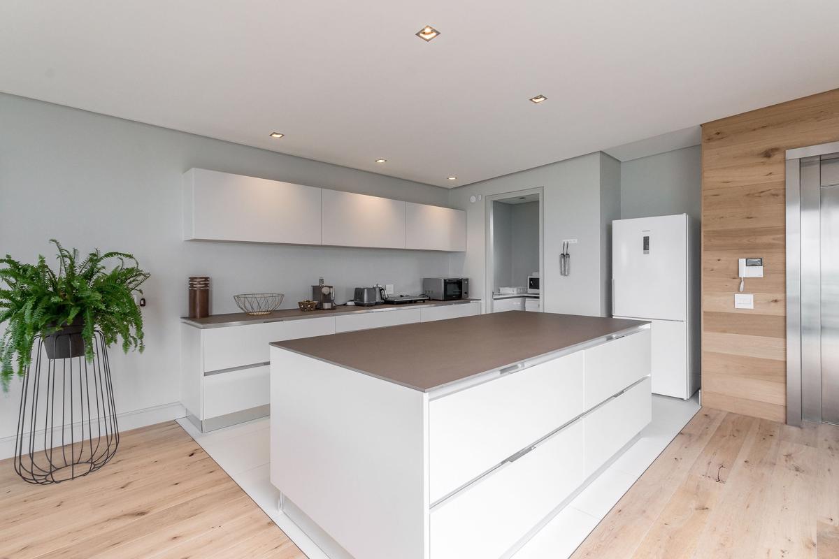 在天上生活 luxury homes