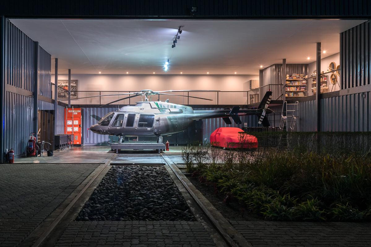 西弗恩河上精美现代家具之梦 luxury properties