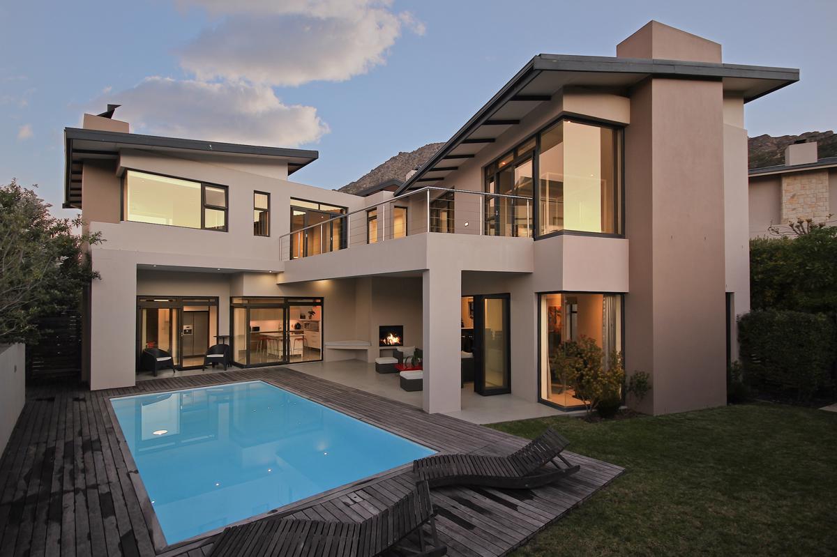 MASTERPIECE WITH EXCEPTIONAL VIEWS