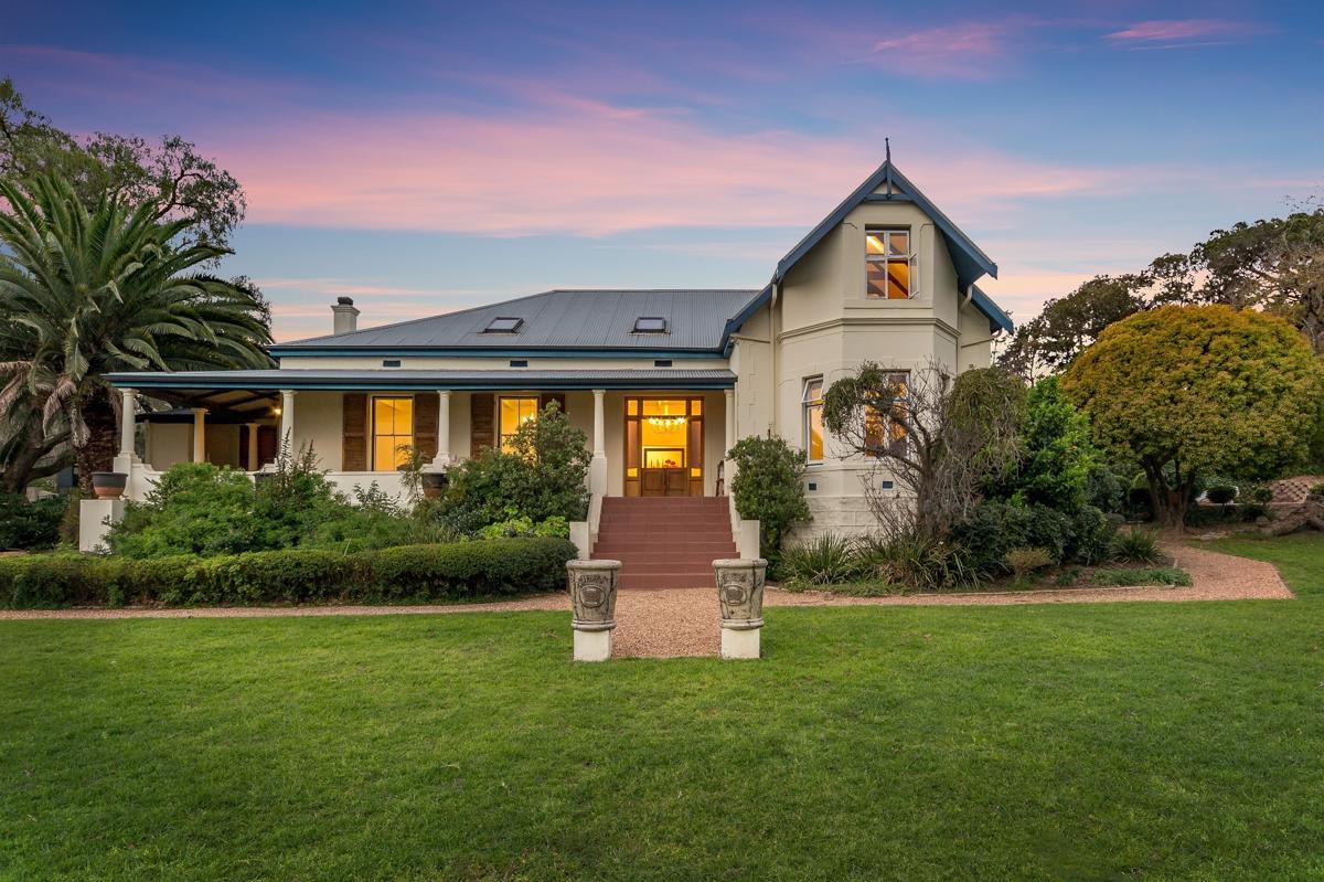 PEPPERWOOD MANOR HOME