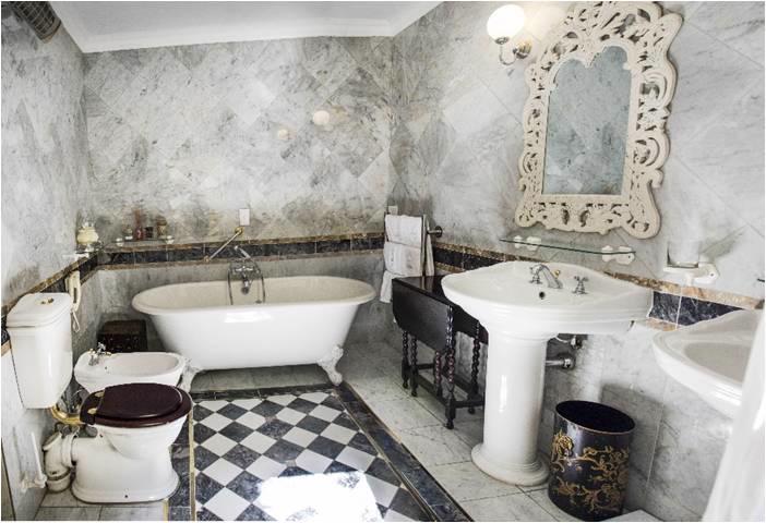 Luxury real estate 七只鸭子 — 一种迷人的殖民生活方式 