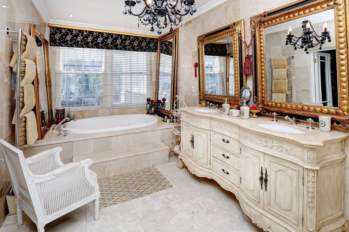 Luxury properties 精致的奢华与优雅