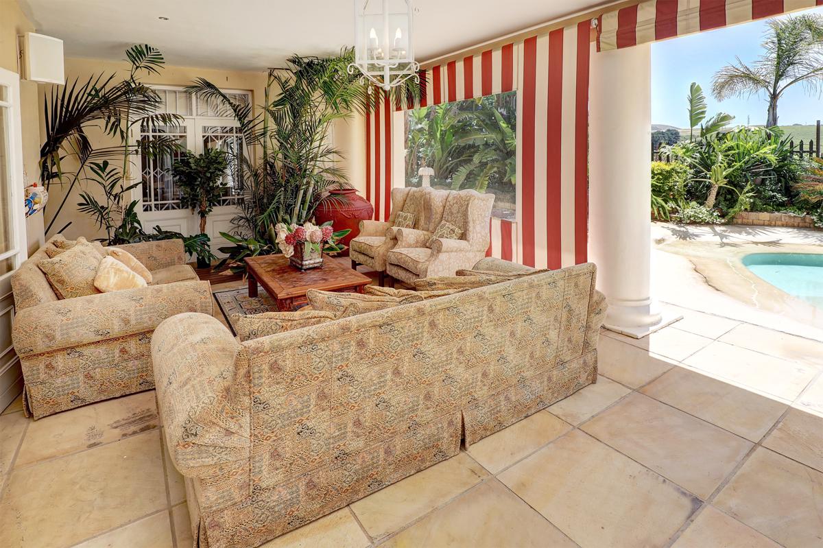 Luxury real estate 精致的奢华与优雅