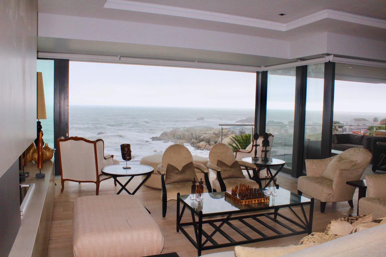 UNSURPASSED OCEAN AND MOUNTAIN VIEWS
