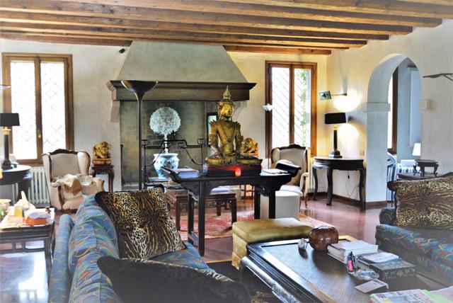 Mansions 维利亚福斯卡里