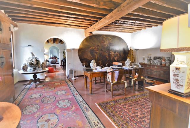 维利亚福斯卡里 mansions