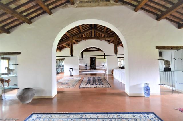 Luxury real estate 维利亚福斯卡里