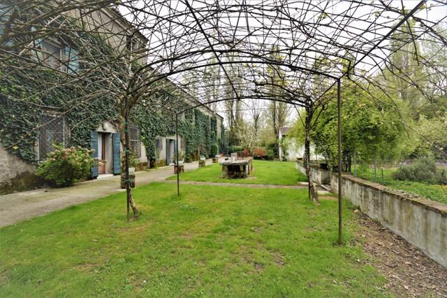 维利亚福斯卡里 luxury real estate