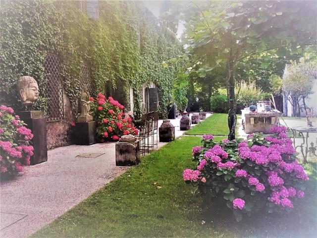 Luxury homes 维利亚福斯卡里