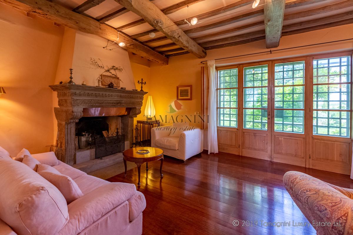 坐落在托斯卡纳乡村的庄园 luxury homes