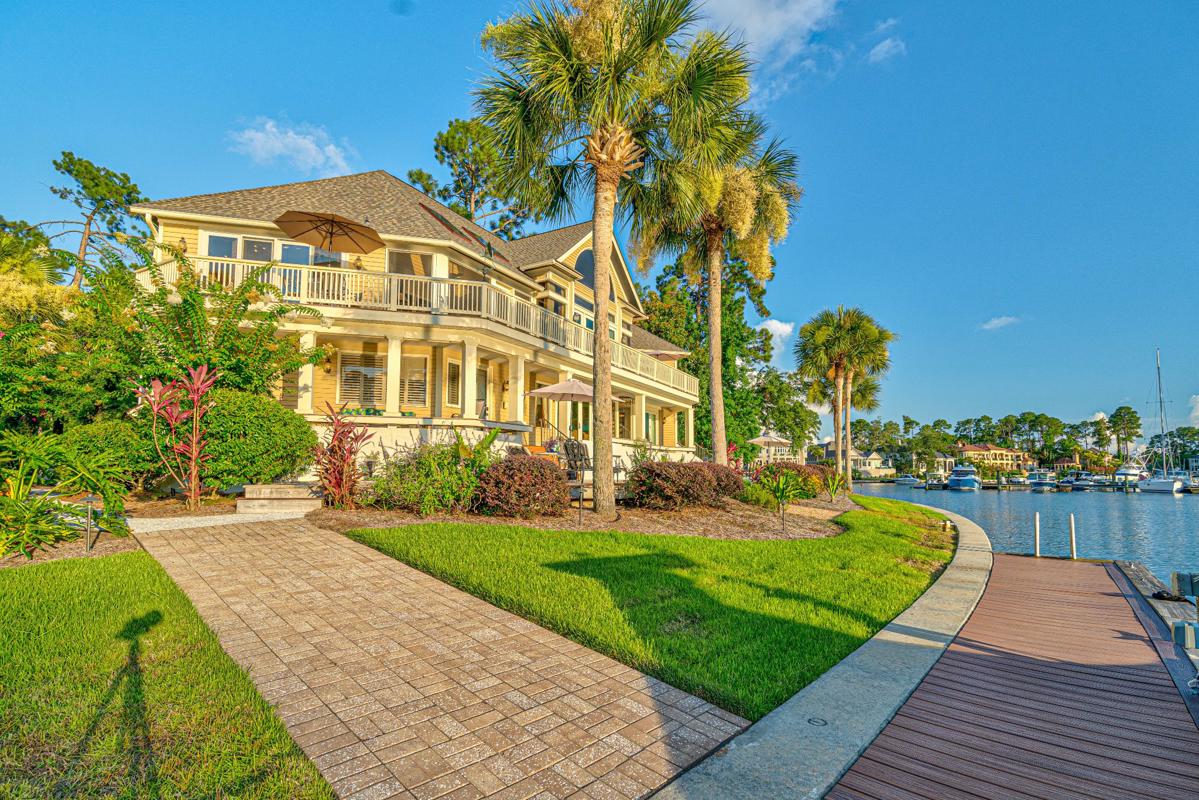 SPECTACULAR HARBOR LOT IN WEXFORD South Carolina Luxury Homes