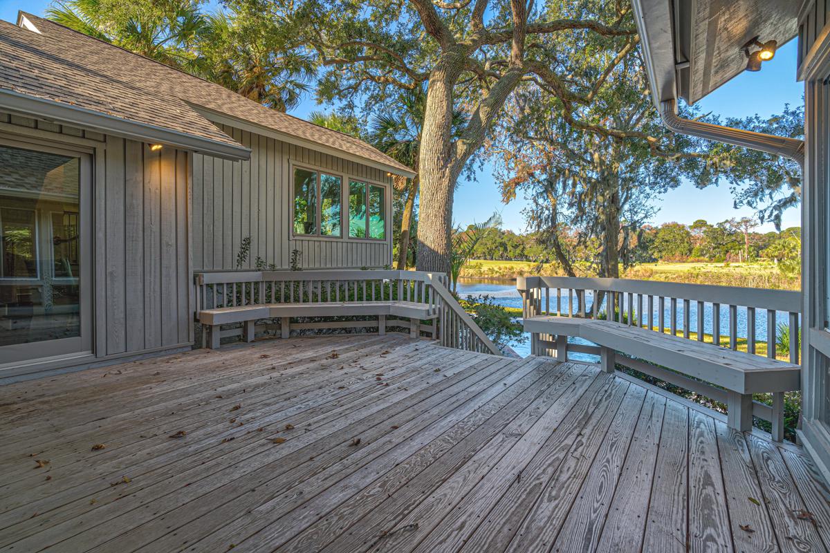 ONE-OF-A-KIND LOCATION IN PALMETTO DUNES