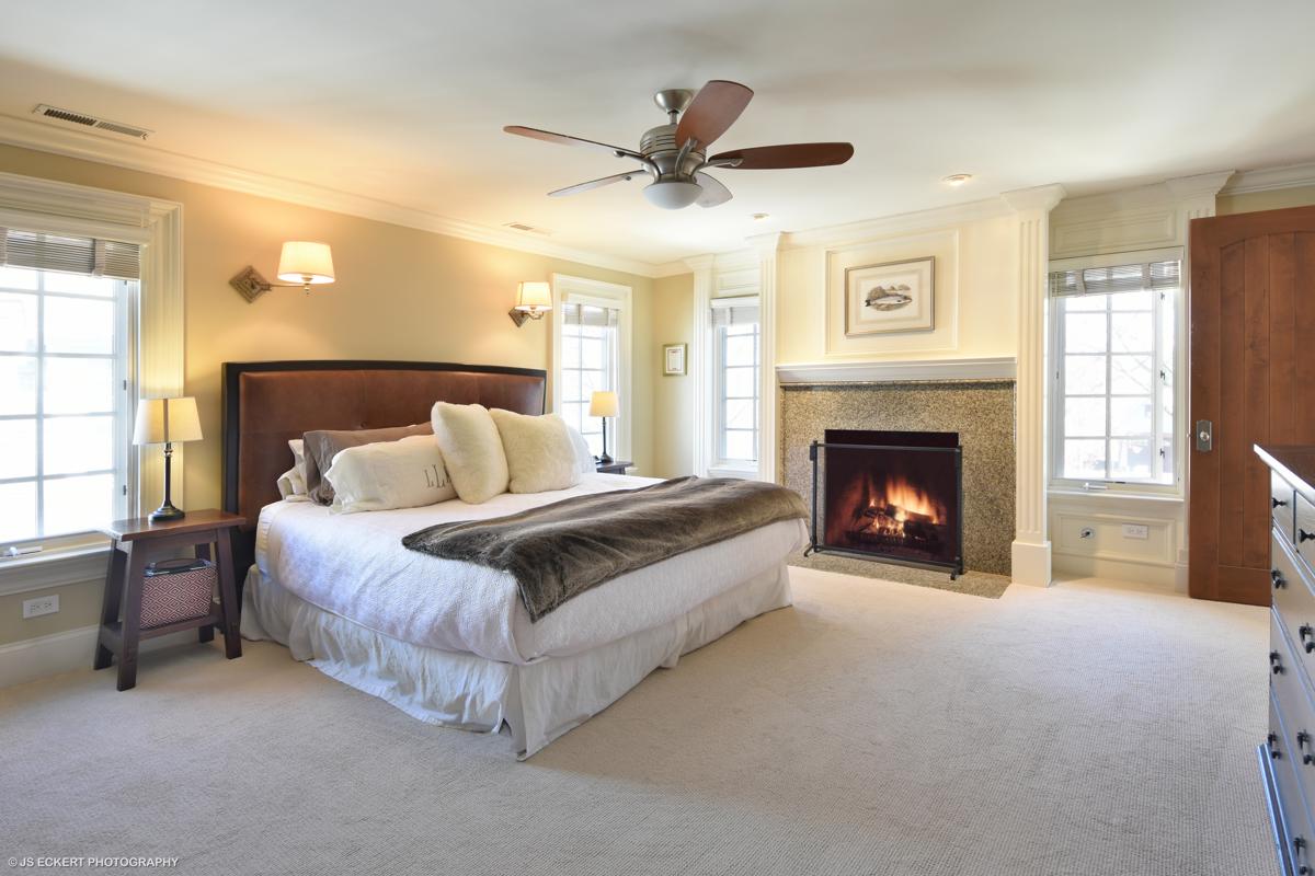 English Country Cottage Illinois Luxury Homes Mansions For