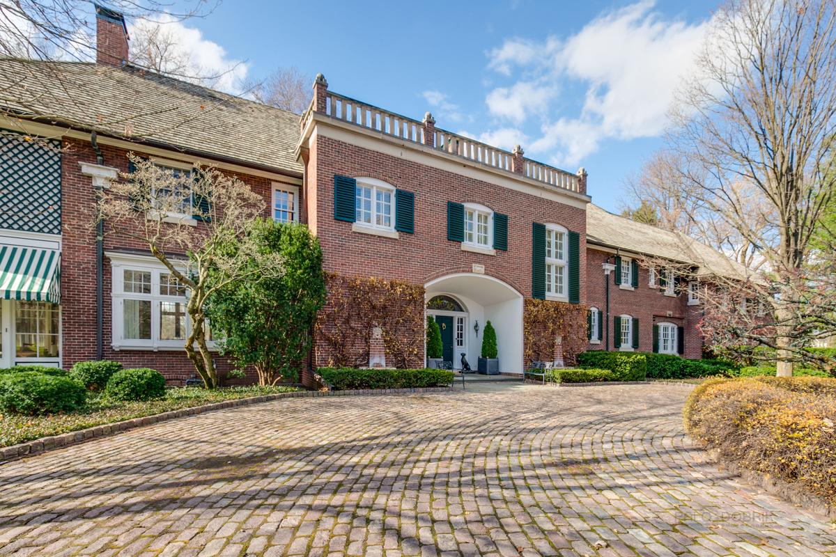 EXCEPTIONAL LAKE FOREST ESTATE Illinois Luxury Homes Mansions For