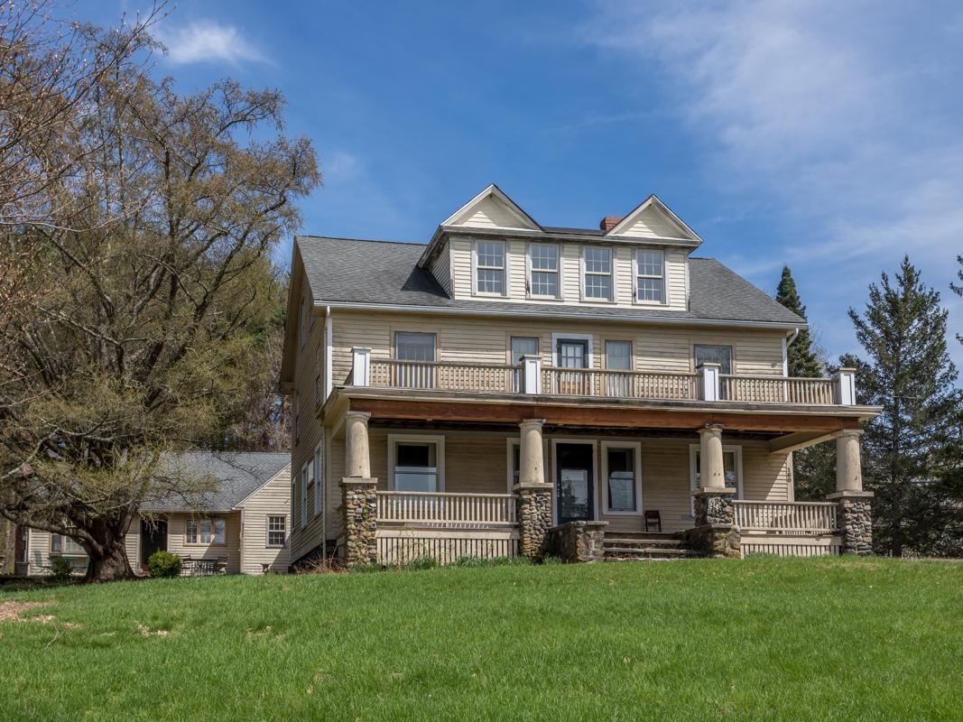 BANTAM LAKE GRAND DAME Connecticut Luxury Homes Mansions For Sale