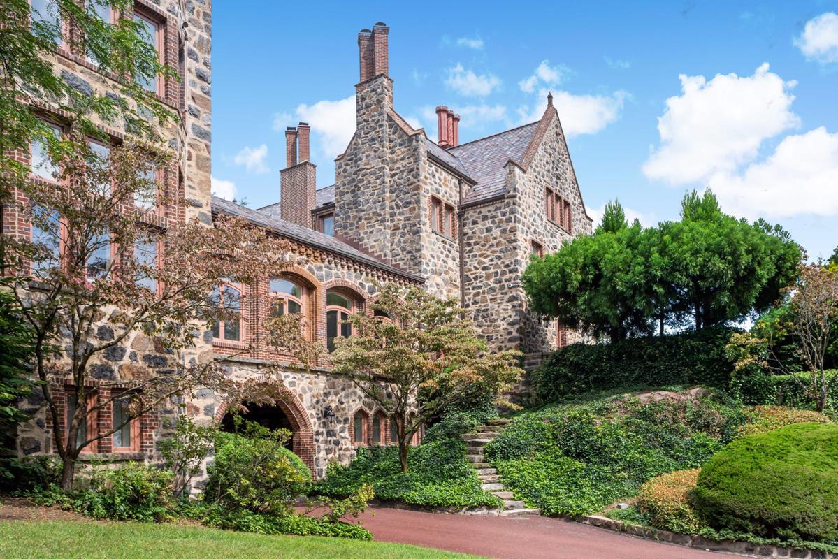 HEMLOCK CASTLE Connecticut Luxury Homes Mansions For Sale Luxury