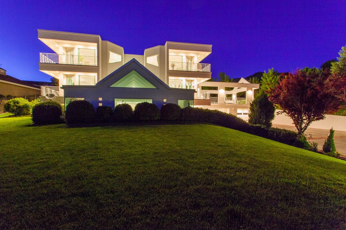 PANORAMIC SALT LAKE VIEWS Utah Luxury Homes Mansions For Sale