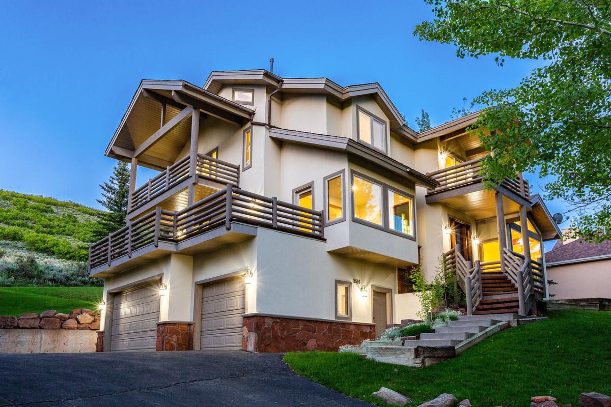 PRIVATE MOUNTAIN RETREAT