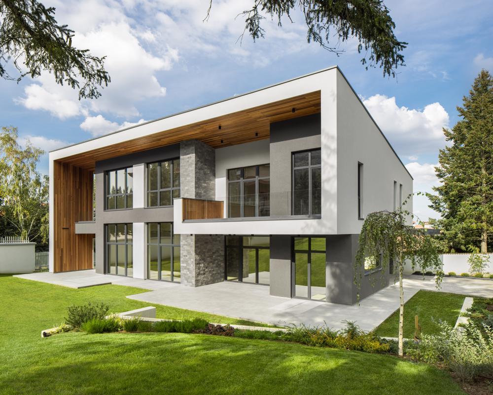 HOUSE INSPIRED BY THE NATURAL ENVIRONMENT